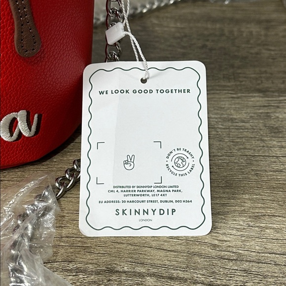 Skinny Dip London HOT COCOA Crossbody Chocolate Drip Chain Strap Purse NWT - Picture 3 of 8